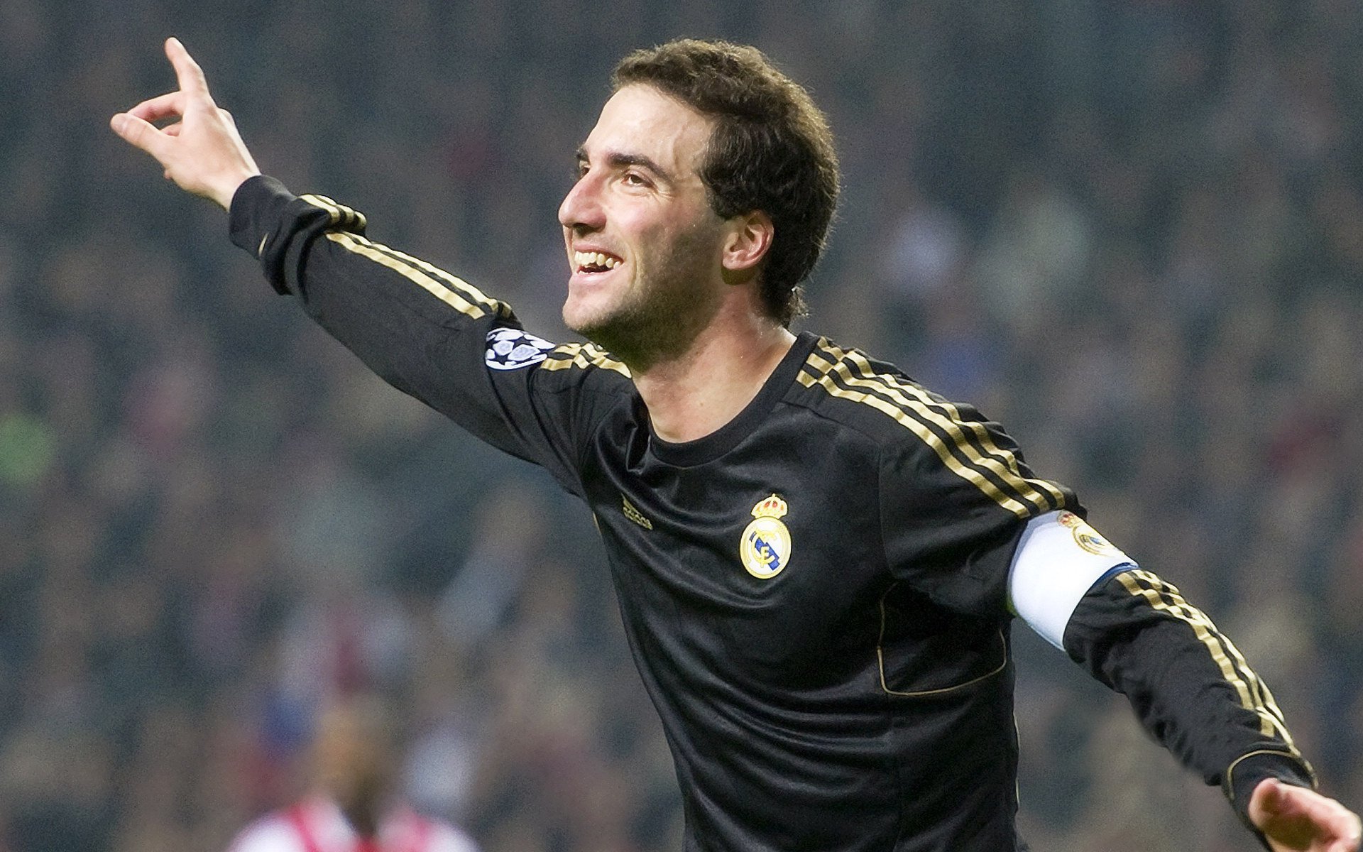 爱游戏电竞-中超新赛季赛程安排更加合理紧凑，中超新赛程规则